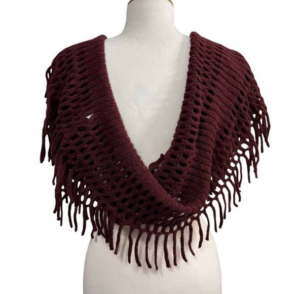 Teal Knitted Fringe Shawl - Picture 8 of 10